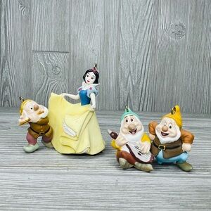 Disney Snow White & Seven Dwarfs Storybook Christmas Ornaments 4 decoration